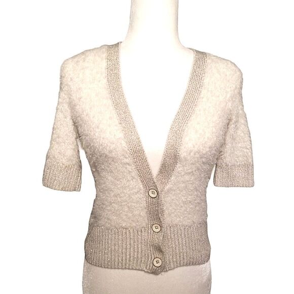 Decree Fuzzy Cream Gold Crop Sweater Size Medium - Picture 7 of 7